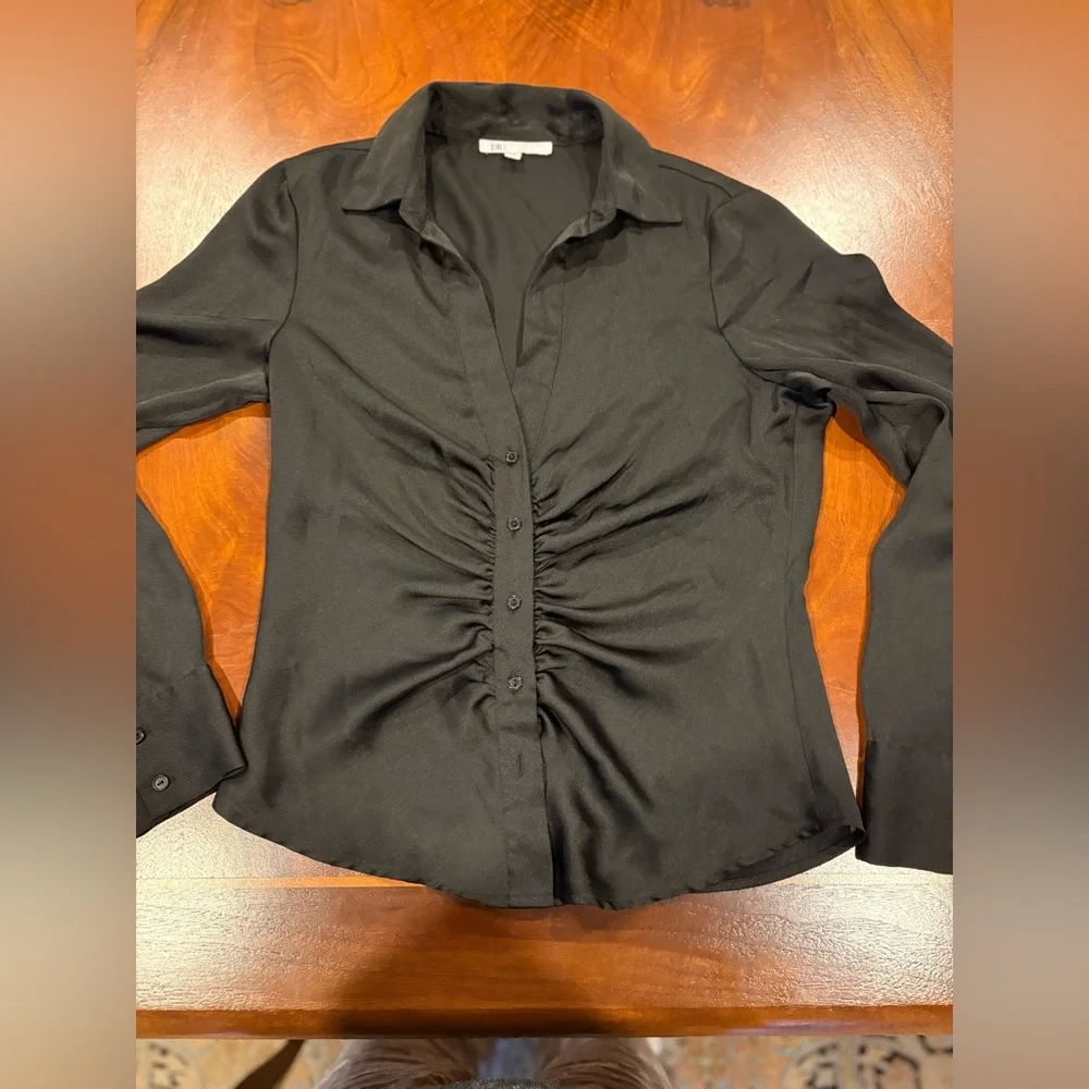 Elegant Black Women's Top, by DR2 , size XS - Picture 3 of 7
